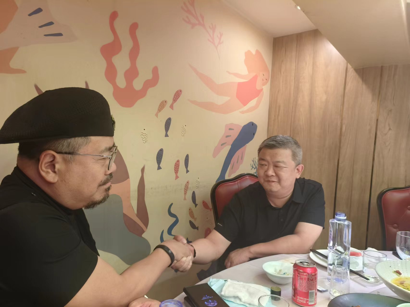 纪琼院长和贺岭峰教授相聚上海