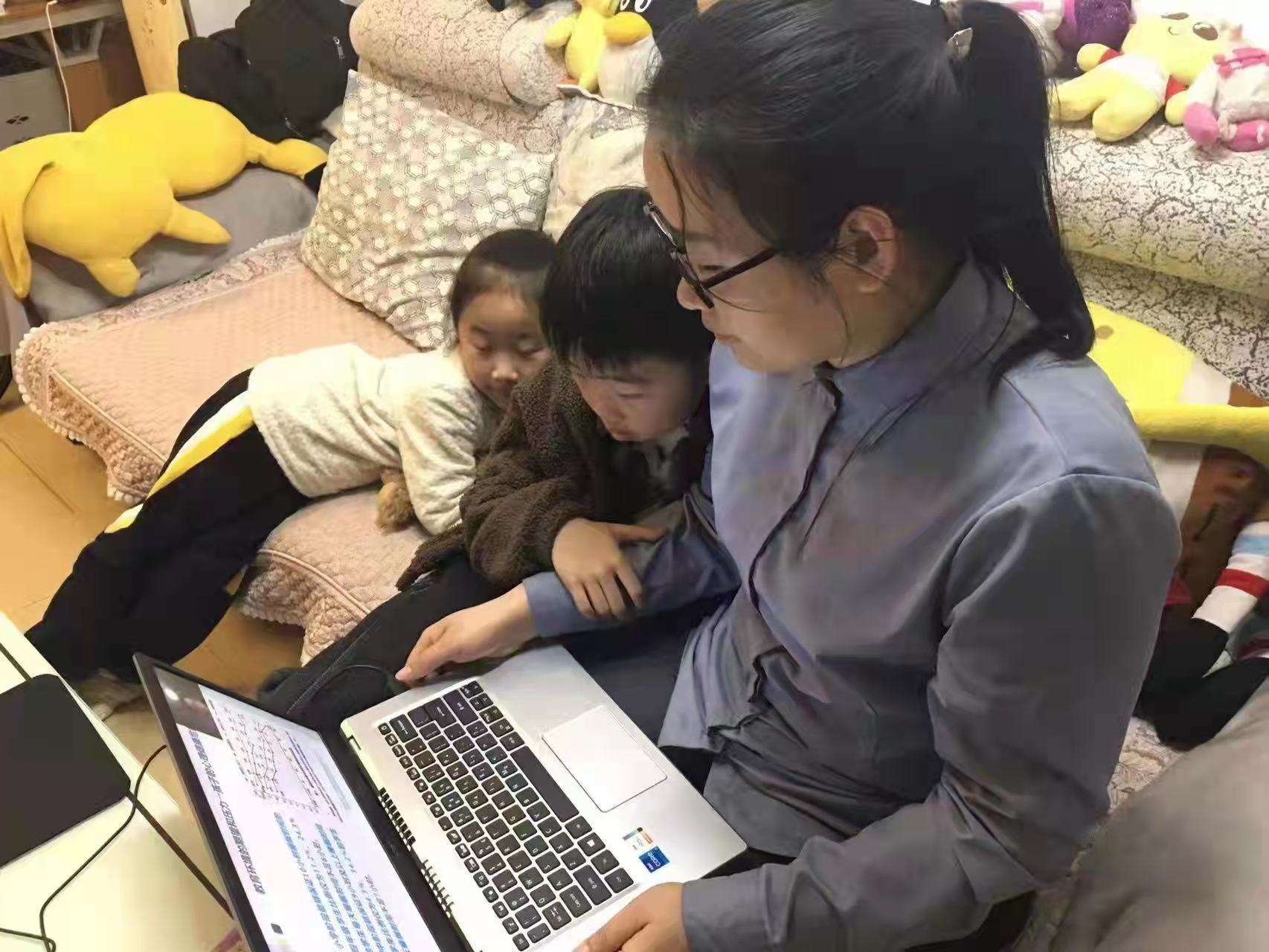 心时代课讯||郑州市管城区漓江路小学家长学校课程