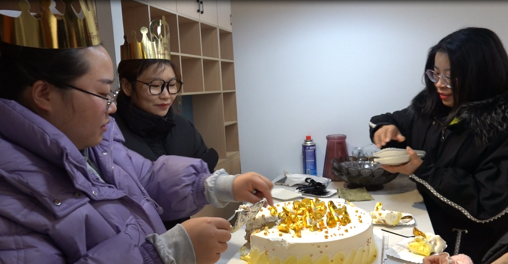 心时代父母生日会：祝紫娟、婷婷生日快乐！