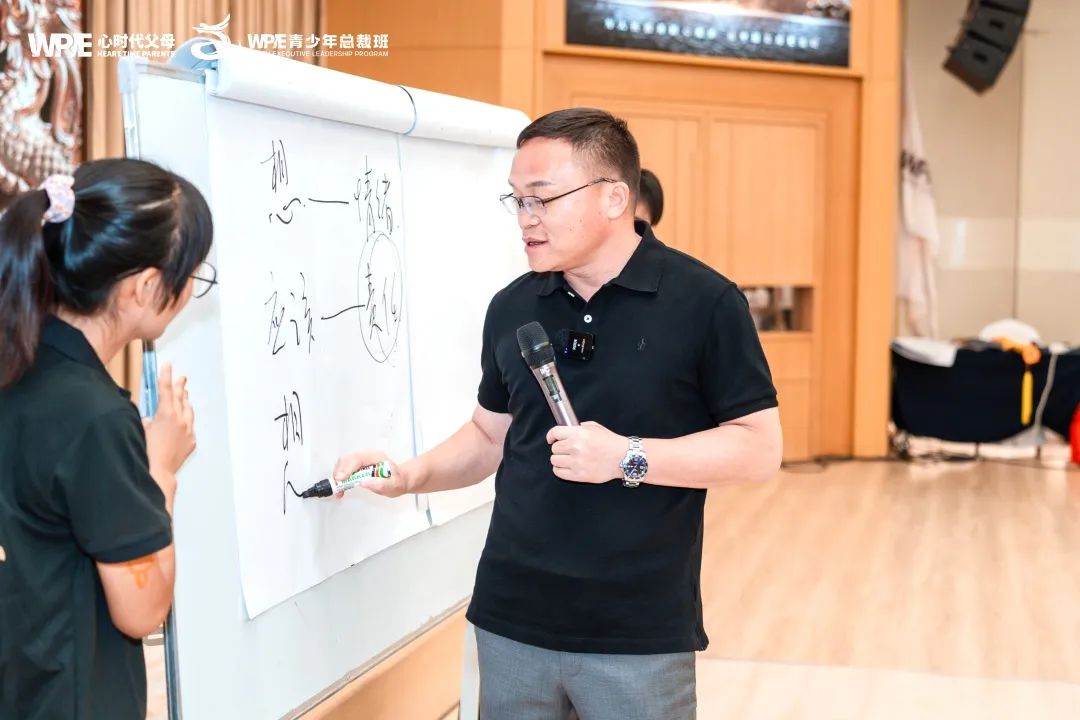 职场新人被老员工欺负，如何强势反击欺凌？