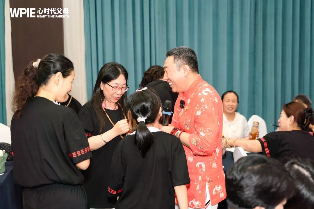 【欣然老师小梅花】孩子自卑、胆小、没主见？因为你还没对他说过这5句！现在看还不晚
