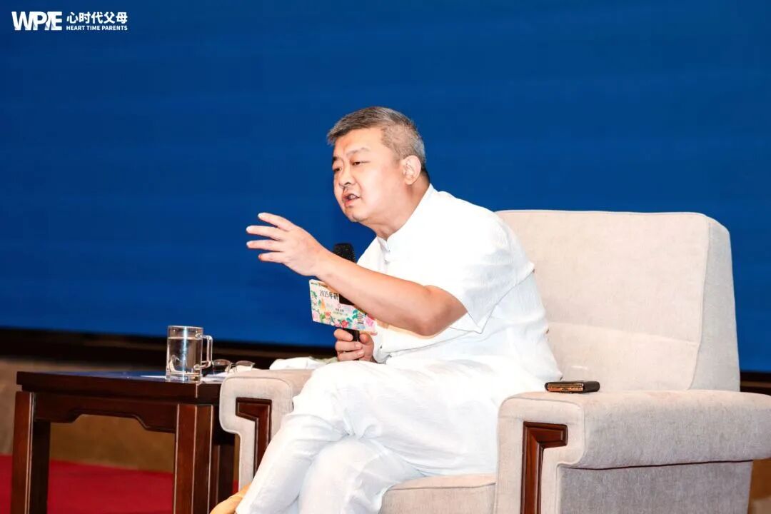 凌晨王纪琼院长的一条微信，让我明白了：跟对人，是中年妇女最划算的投资