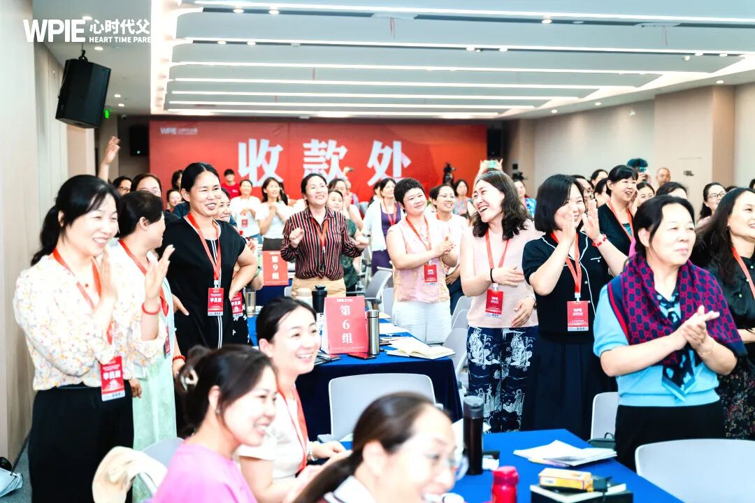 【兆鹏老师心理咨询实操班】孩子吸烟背后的真相竟然是无人陪伴?