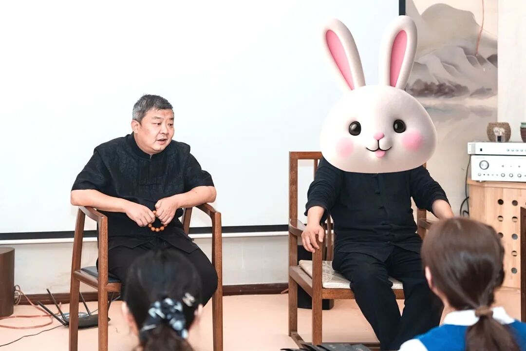 孩子被老师打了脸,我还要亲自去道谢?