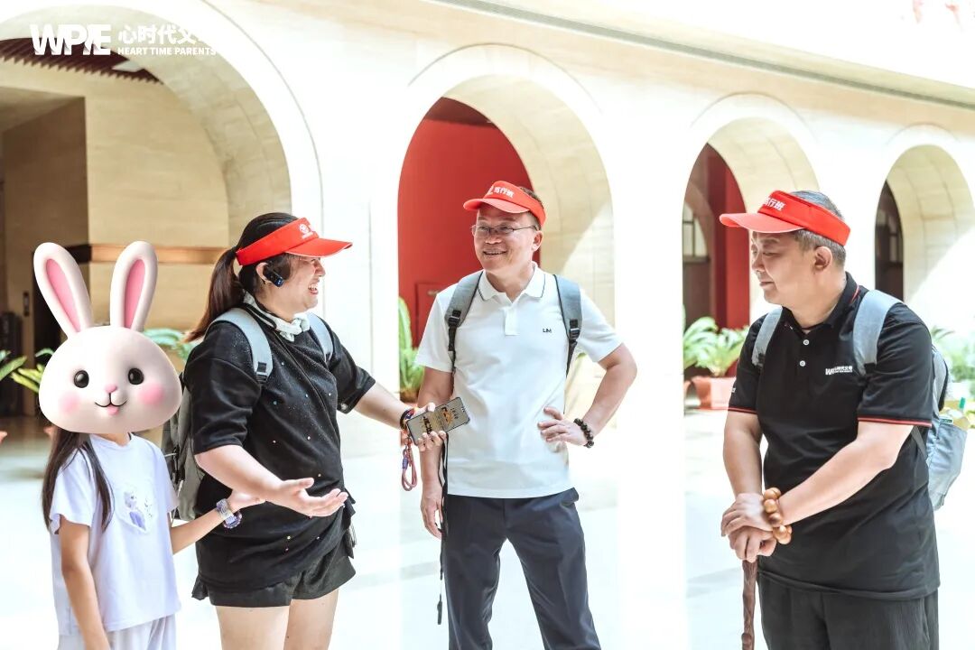 【咱们的故事】从建筑玻璃到心灵灯塔——邱松建老师:“陪孩子长大的路上,我也经历了第二次成长!”