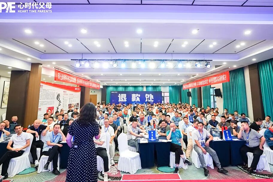 一位母亲坦言不喜欢儿子,但却对女儿很宽容——为何会“区别”对待?直到文聪老师说出了真相!