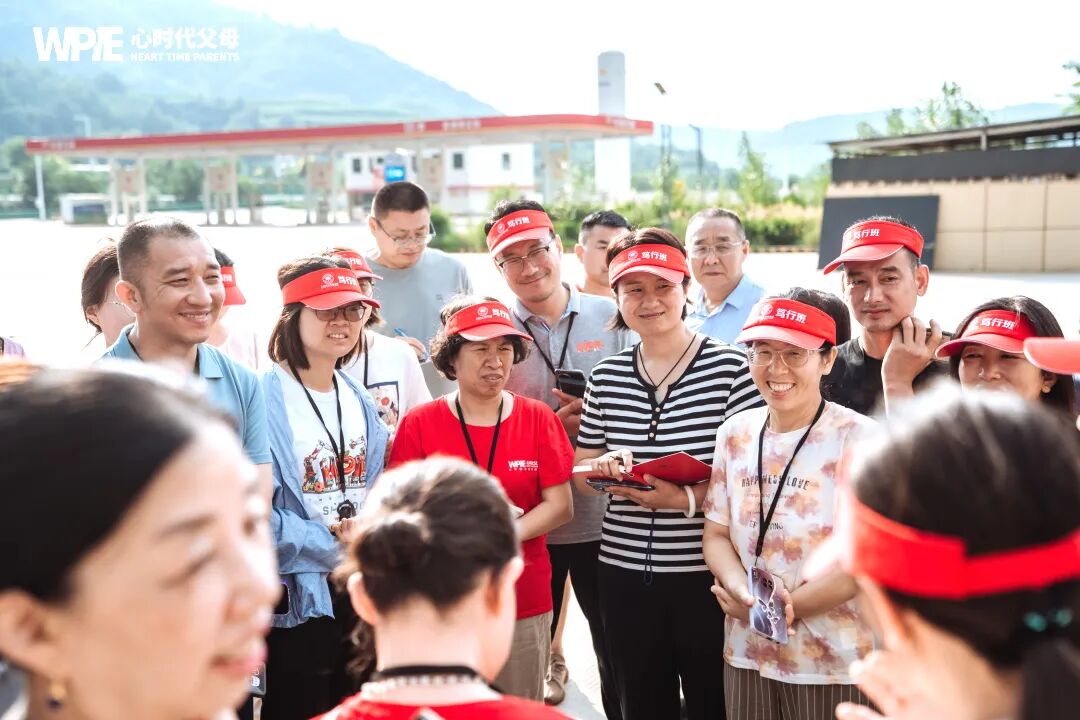当我们用金钱奖励孩子的进步时,殊不知会让孩子离学习越来越远!