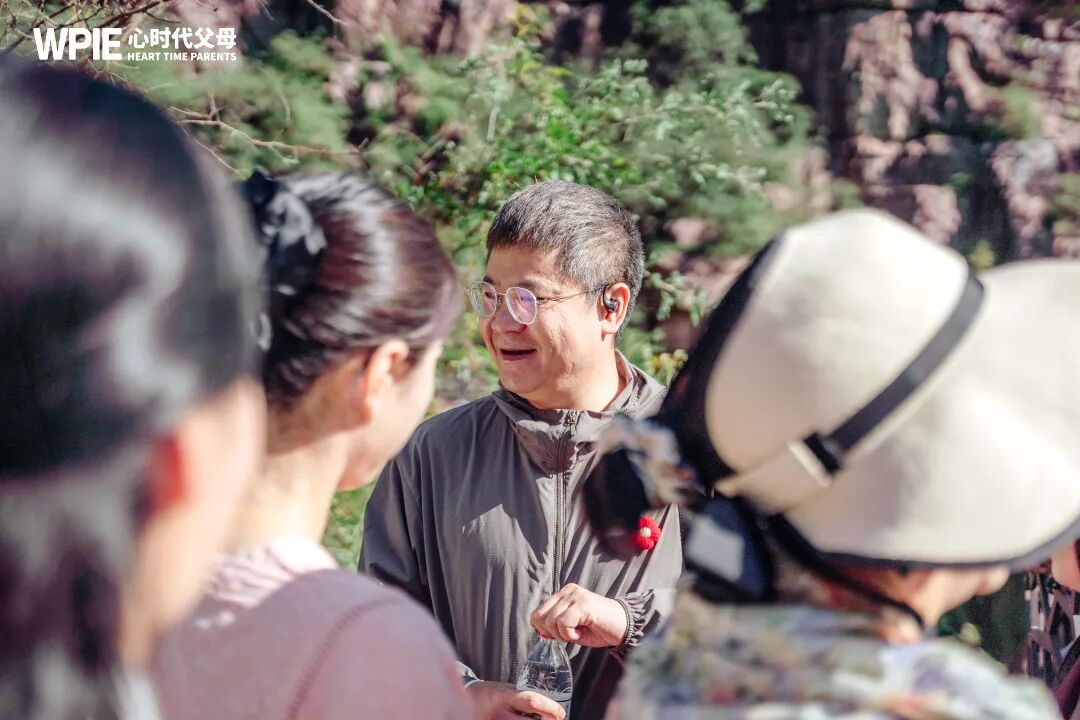 【重返校园之路——王克老师学员采访】当妈妈不再“围着孩子转”,社恐的女儿反而推开了门