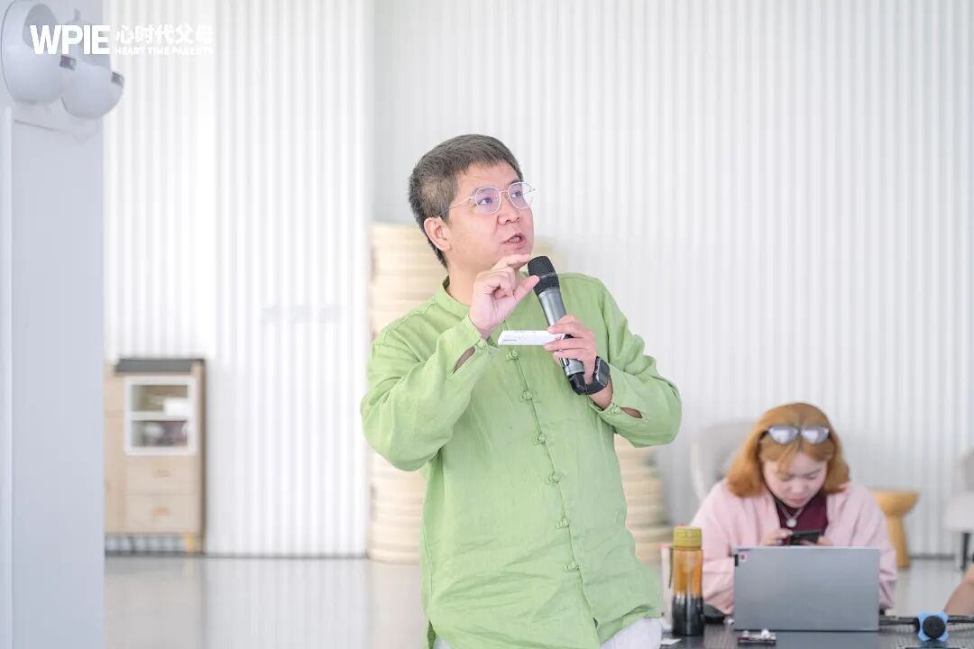 【重返校园之路——王克老师学员采访】当妈妈不再“围着孩子转”,社恐的女儿反而推开了门