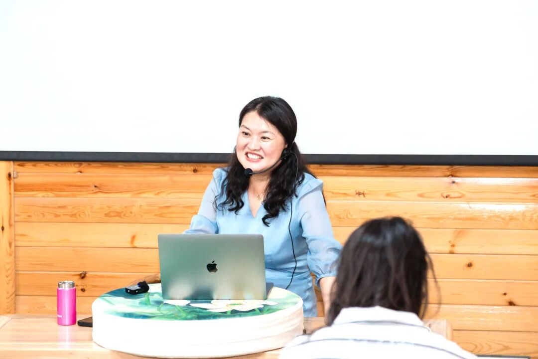 一位母亲坦言不喜欢儿子,但却对女儿很宽容——为何会“区别”对待?直到文聪老师说出了真相!