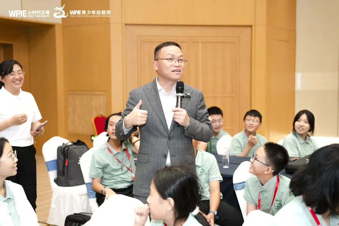 孩子历史考了21分,班里倒数第一,我却在孩子面前宣布:这是天大的喜事啊!