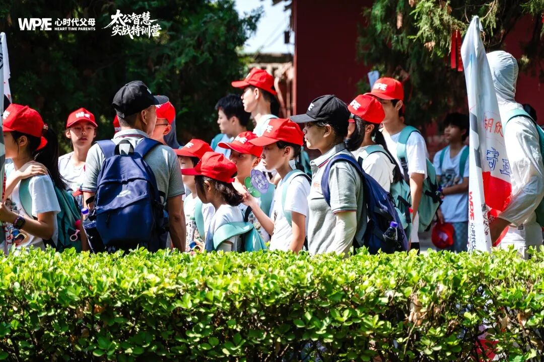 【纪琼院长家庭系统教育实操班】家长:“狗咬你,你也咬狗呀?”孩子:“我打死它!”——看王纪琼院长如何巧妙化解