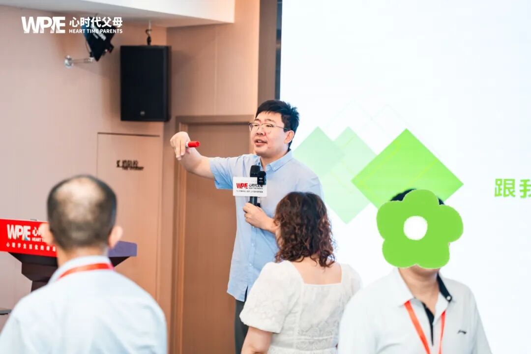 “灰头土脸”的车开出去丢人?——“我们在乎的,到底是干净,还是体面?”