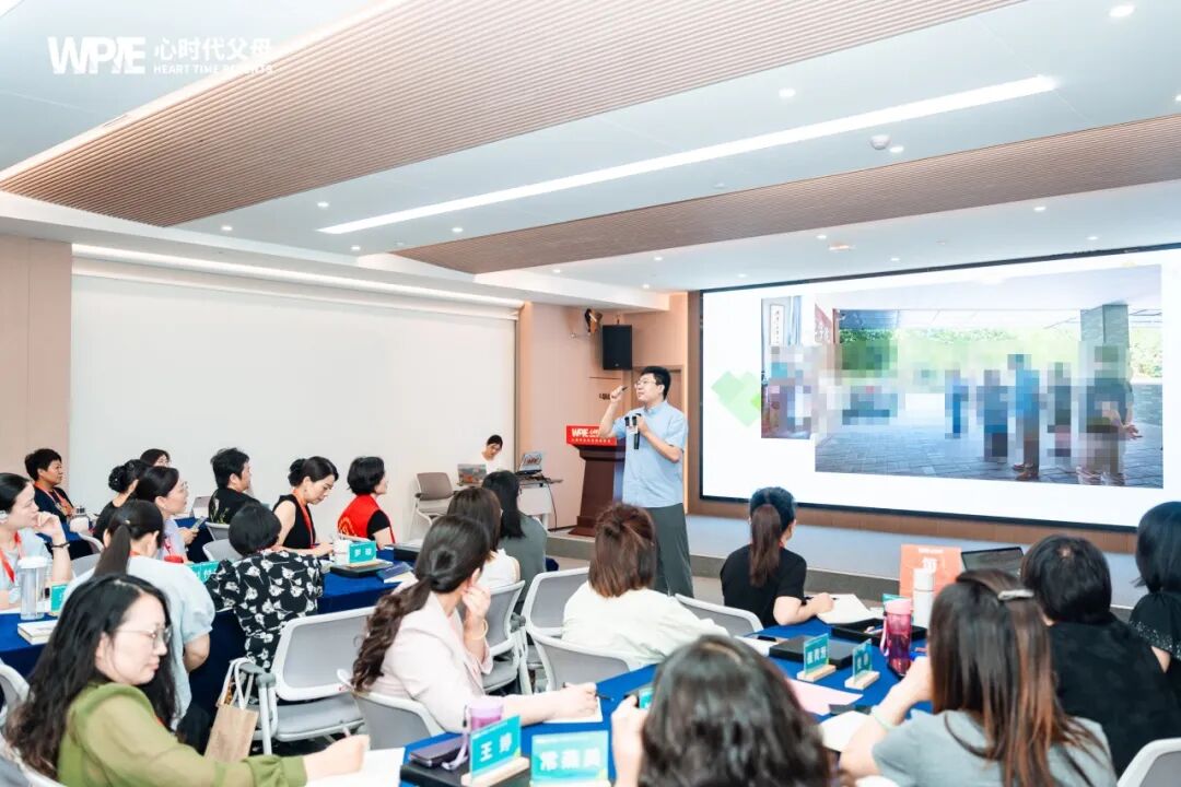 “灰头土脸”的车开出去丢人?——“我们在乎的,到底是干净,还是体面?”