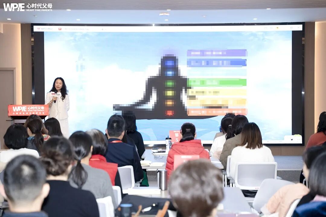 【重返校园之路——王克老师学员采访】从三年闭门不出到独闯世界:一场跨越万里的家庭重启!