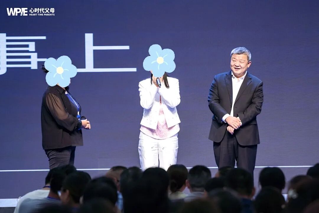 孩子偷玩平板被发现,妈妈一个做法轻松化解亲子危机!