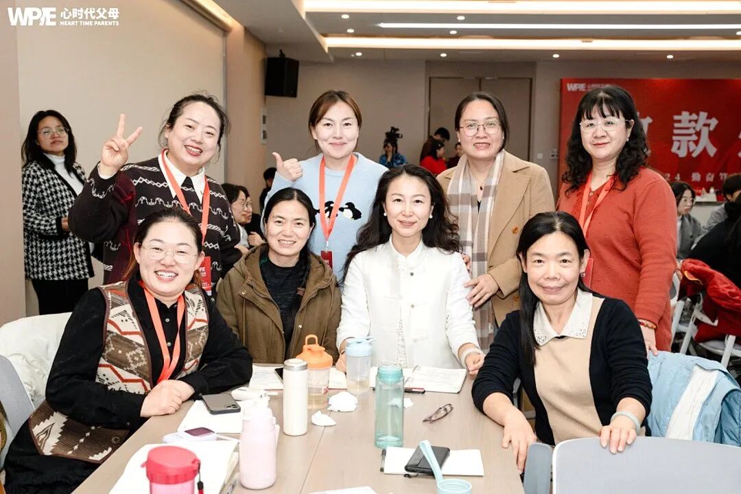 女儿崩溃大哭:“为什么我讨厌的人比我考得好?” 王克老师的回答,让在场所有学员震惊!