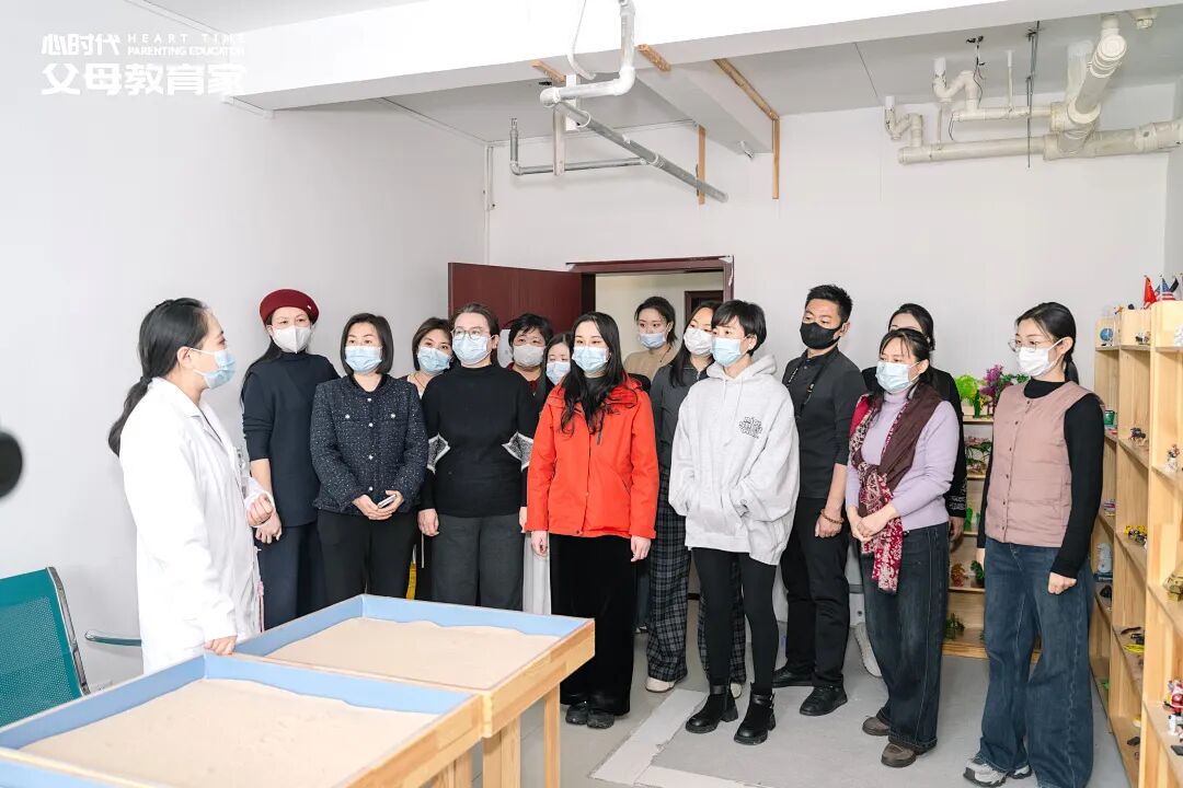 我和老公吵架搬出去住,他竟还把家里门锁换了!