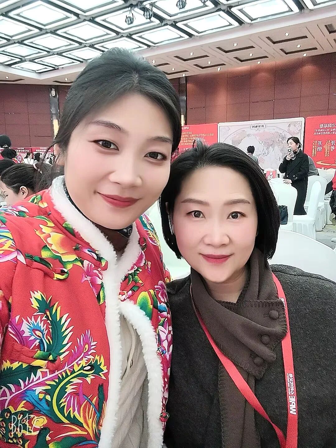 当孩子紧急来电说:“我要回家,我不想上学了!”——我用王纪琼院长的接话技术稳住了局面