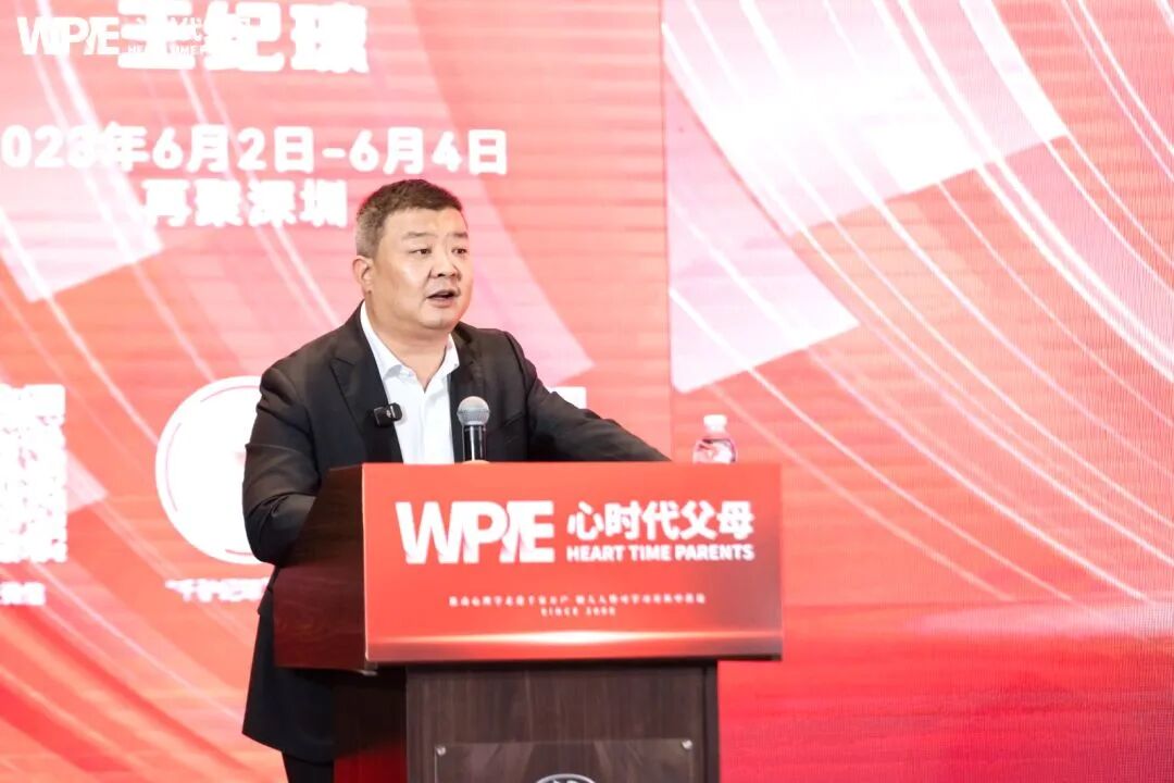 当孩子紧急来电说:“我要回家,我不想上学了!”——我用王纪琼院长的接话技术稳住了局面