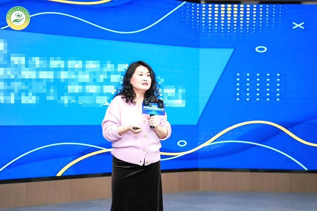 【女性力量高级班】婆媳矛盾层出不穷?——文聪老师:“把婆婆当亲妈,你会输;把婆婆当客户,你会赢!”