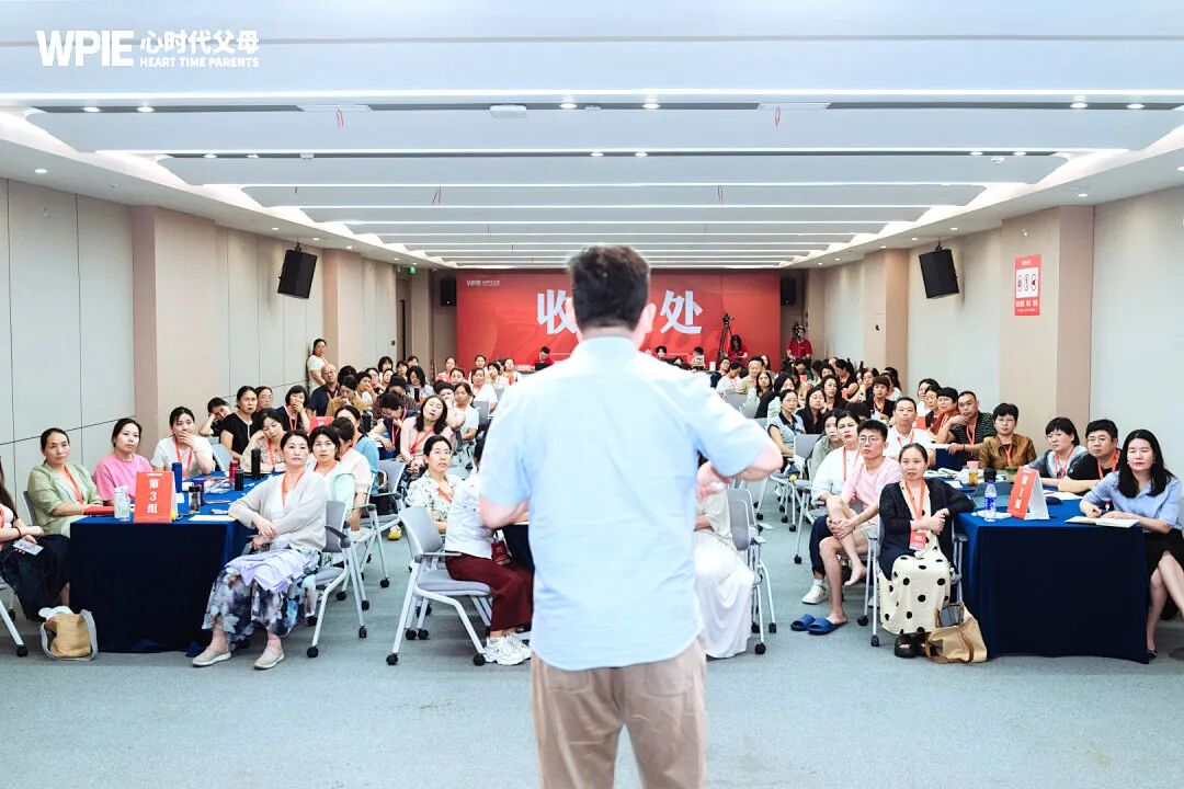 儿子为何会从“学霸”到“学渣”?且看张兆鹏老师如何“当头棒喝”点醒焦虑父母