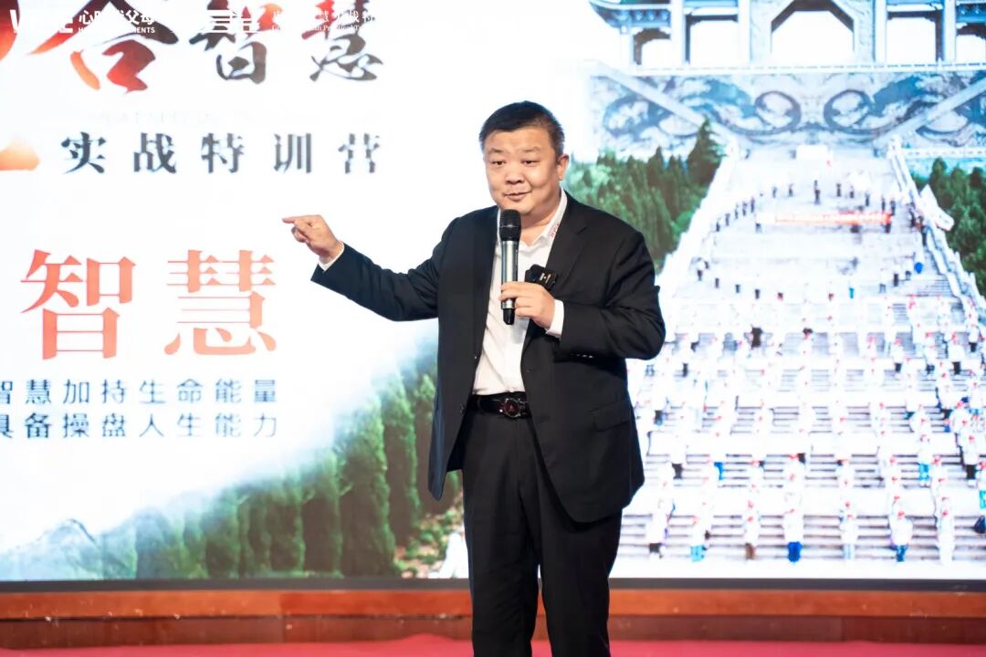 【家庭生态导师班】我一直把女儿视如珍宝,为什么孩子不愿意上学的事会发生在我身上?