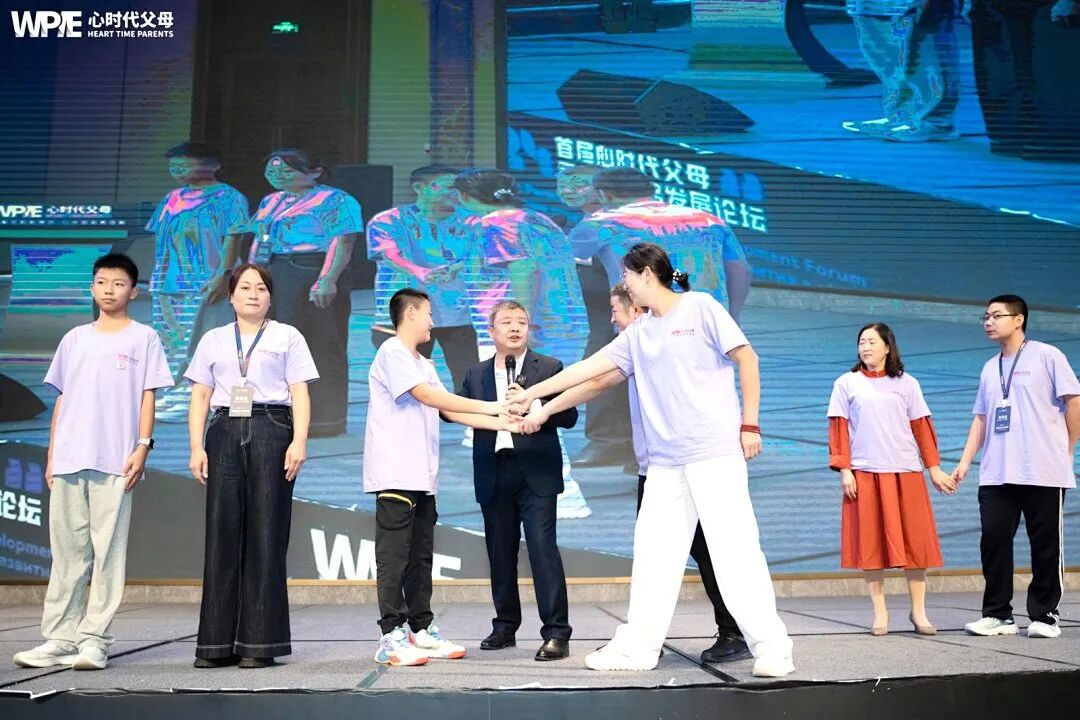 “妈妈,我不去午托!”——叶雪白老师:“宁可中午来回跑,也别送低龄孩子去午托!”