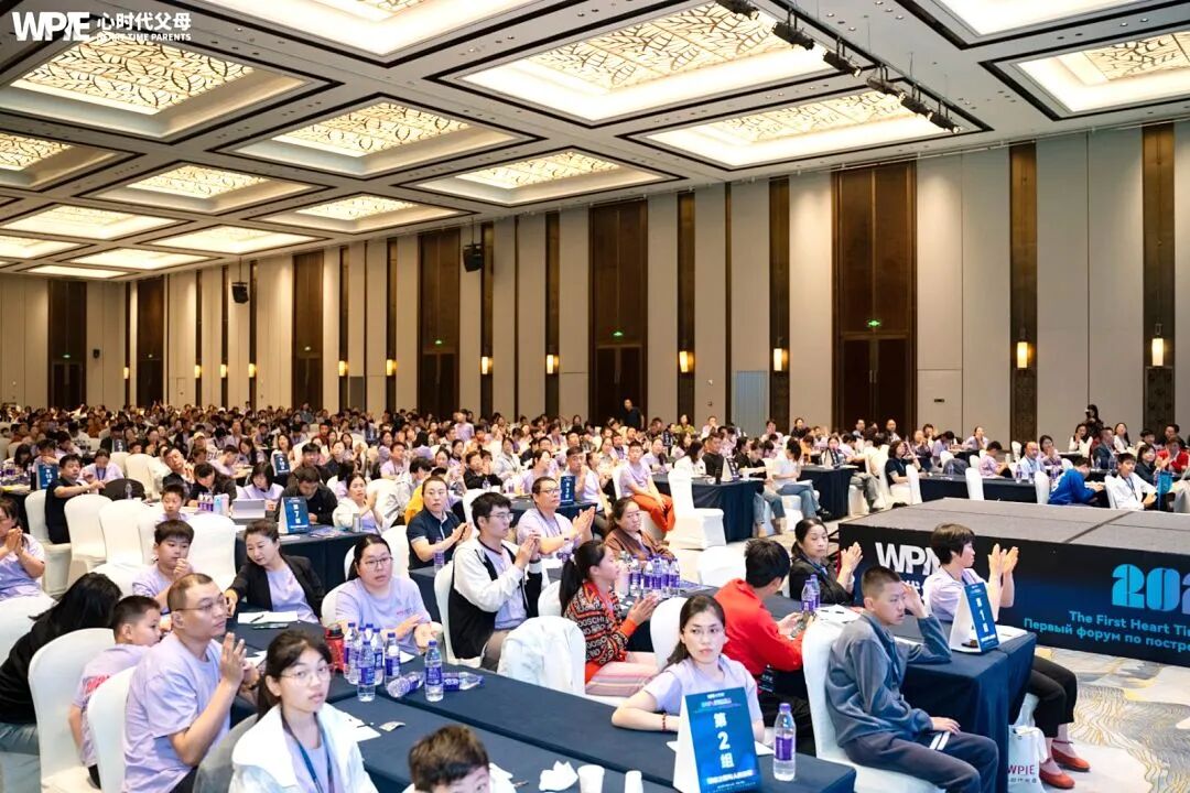 “妈妈,我不去午托!”——叶雪白老师:“宁可中午来回跑,也别送低龄孩子去午托!”