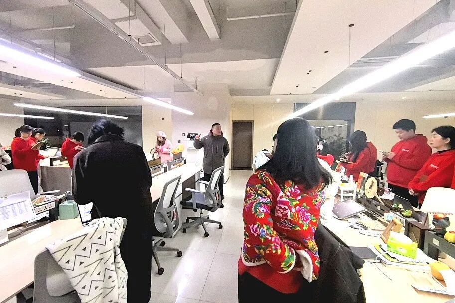 【21天幸福家庭陪伴营】“教育是生命影响生命”——以陪伴之名,赴一场温柔的成长之约!