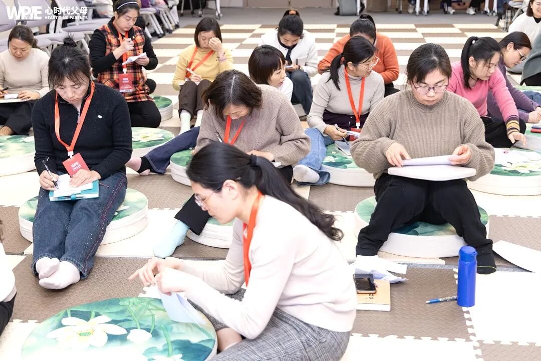 【青少年心理学专业课】孩子已经上了初中,家长学习家庭教育还来得及吗?