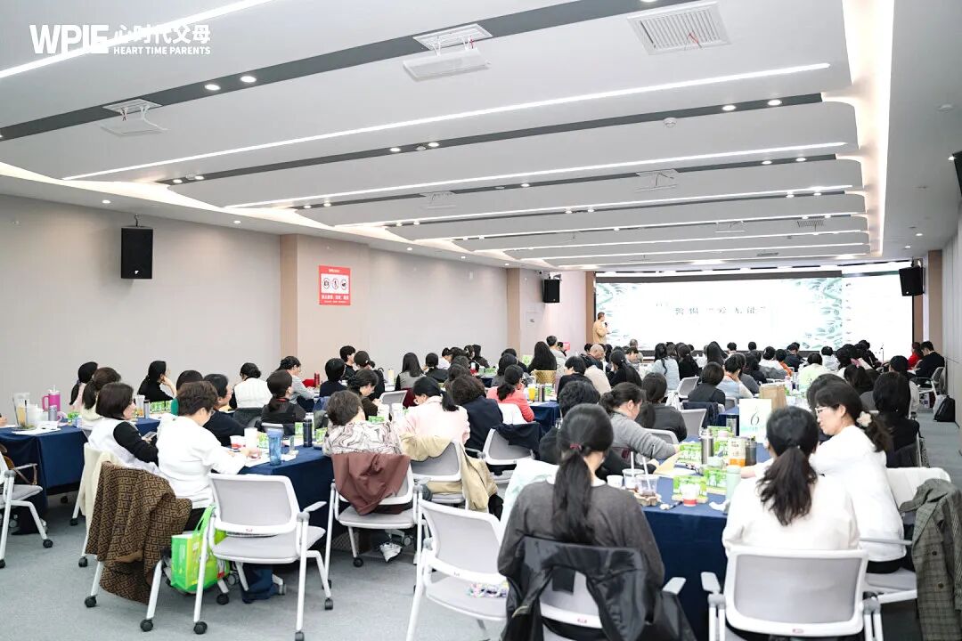 “你愿像‘猪’一样温柔圈养,还是像‘狼’一样痛苦自由?”——王克老师的一句反问,让我看清了自己!