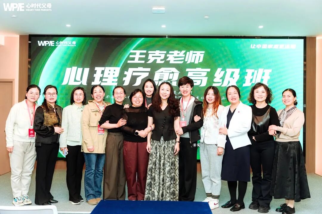 看着70岁的妈妈,我在她耳边说:“妈,我爱你!”——这句话,我用了整整40年!