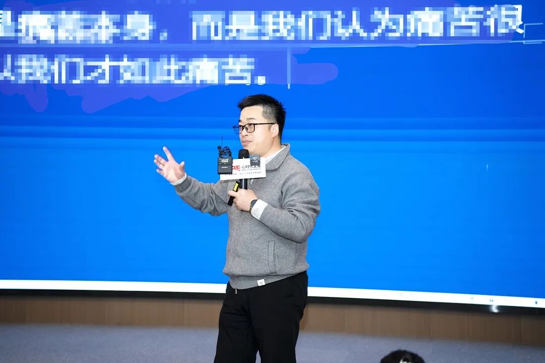 【学习军师方案班 · 高级】记笔记是学习最大的陷阱?——海勇老师一语道出学习真相:“身体才是最好的笔记本!”