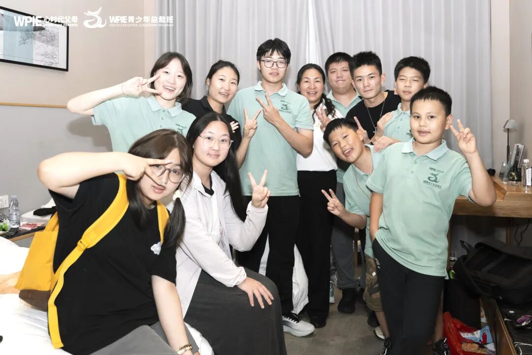 孩子锁上的门,别去撬——青春期孩子关门“不正常”?那是你太“正常”了