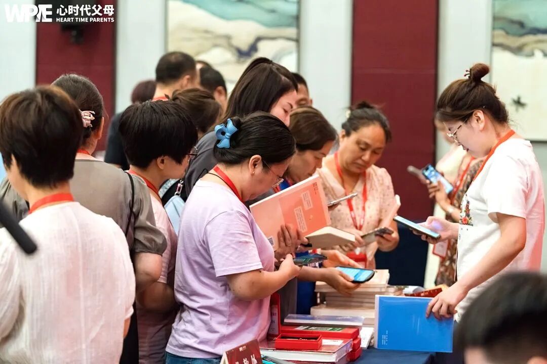 育儿避坑:亲子关系再好,也禁不起这3句话的消耗!你中招了几个?