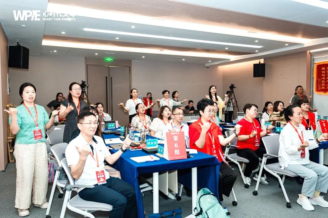 孩子不上学,家长很“感恩”?兆鹏老师毫不留情的撕开家长的“美颜滤镜”