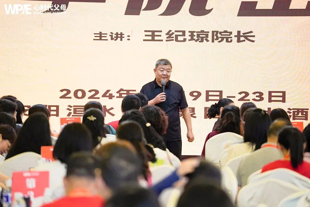 “饿死也不吃98元的面!”——对自己“抠”到极致,对别人“舍”到忘我,王纪琼院长到底图什么?