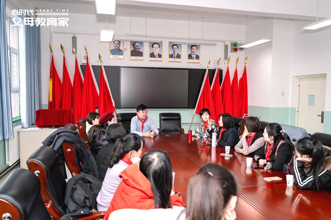 高二男孩因自己长不高而放弃学业?张兆鹏老师:“别劝他上学,先做这件事托住他!”