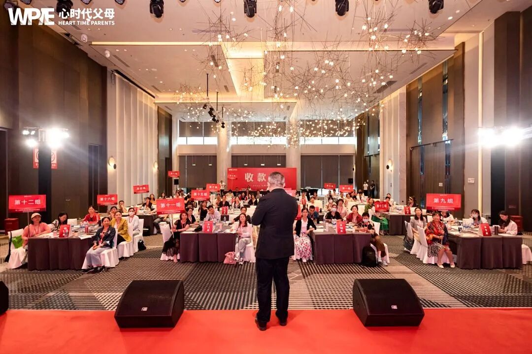 从“芯”动到“萍”稳,从学员到家人——心时代父母教育家的学习顾问,燃爆了!