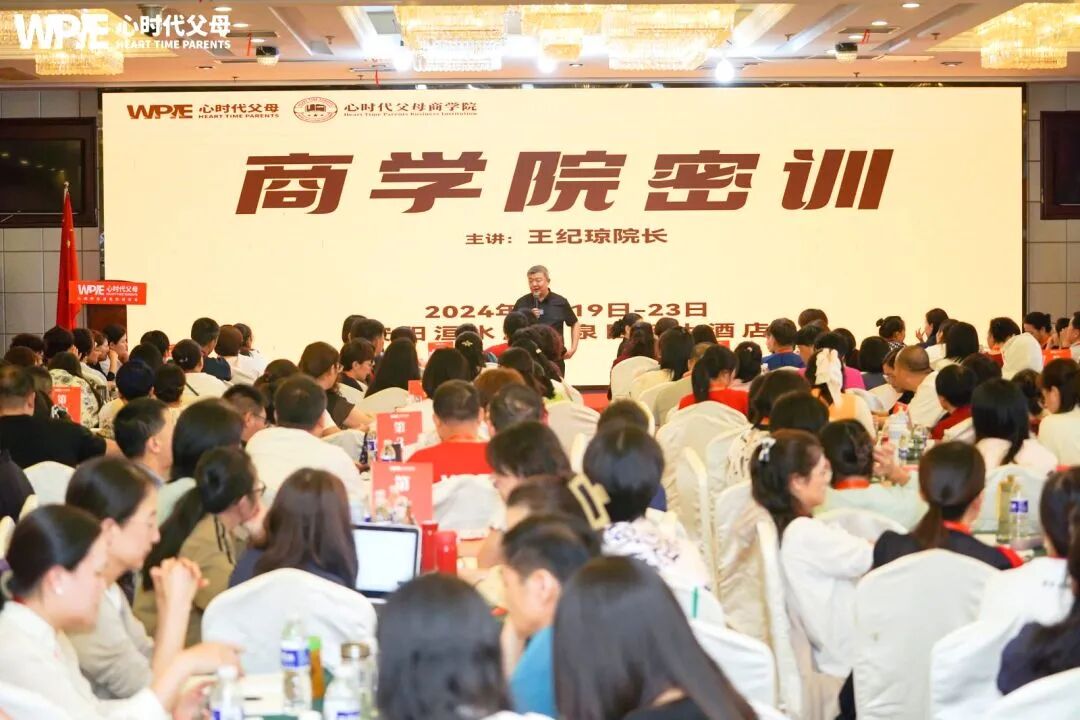 “饿死也不吃98元的面!”——对自己“抠”到极致,对别人“舍”到忘我,王纪琼院长到底图什么?