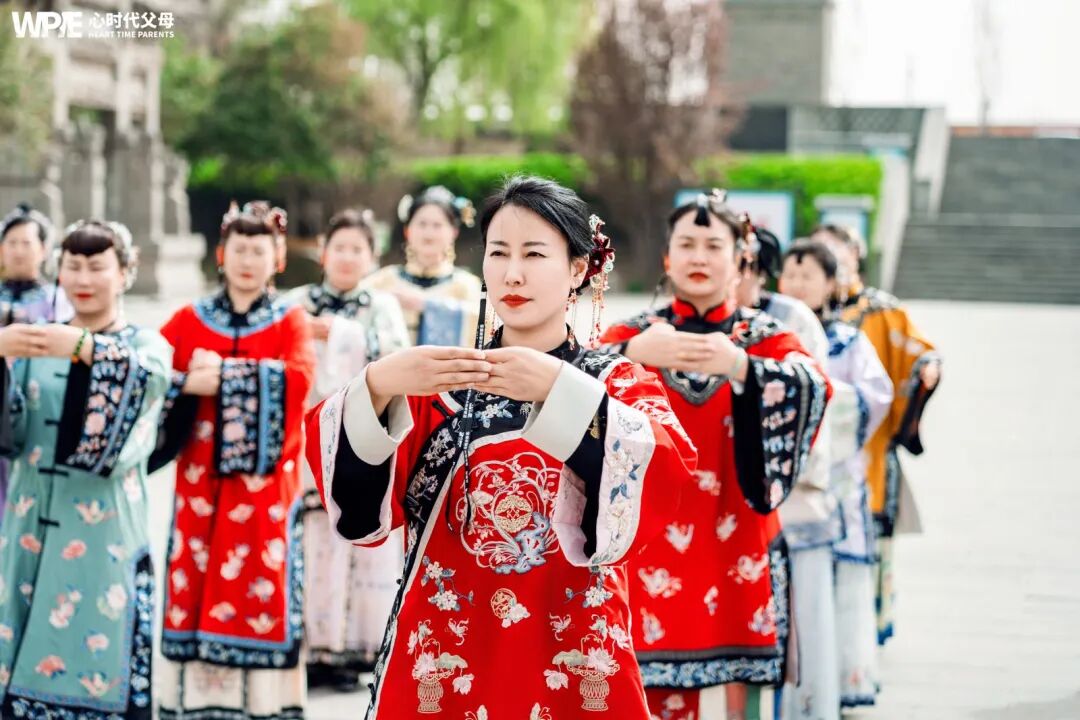 为何不敢提要求的父母,养不出有底气的孩子?