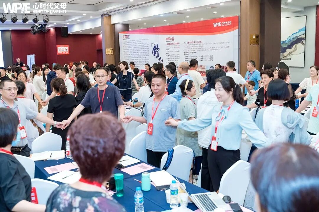 育儿避坑:亲子关系再好,也禁不起这3句话的消耗!你中招了几个?