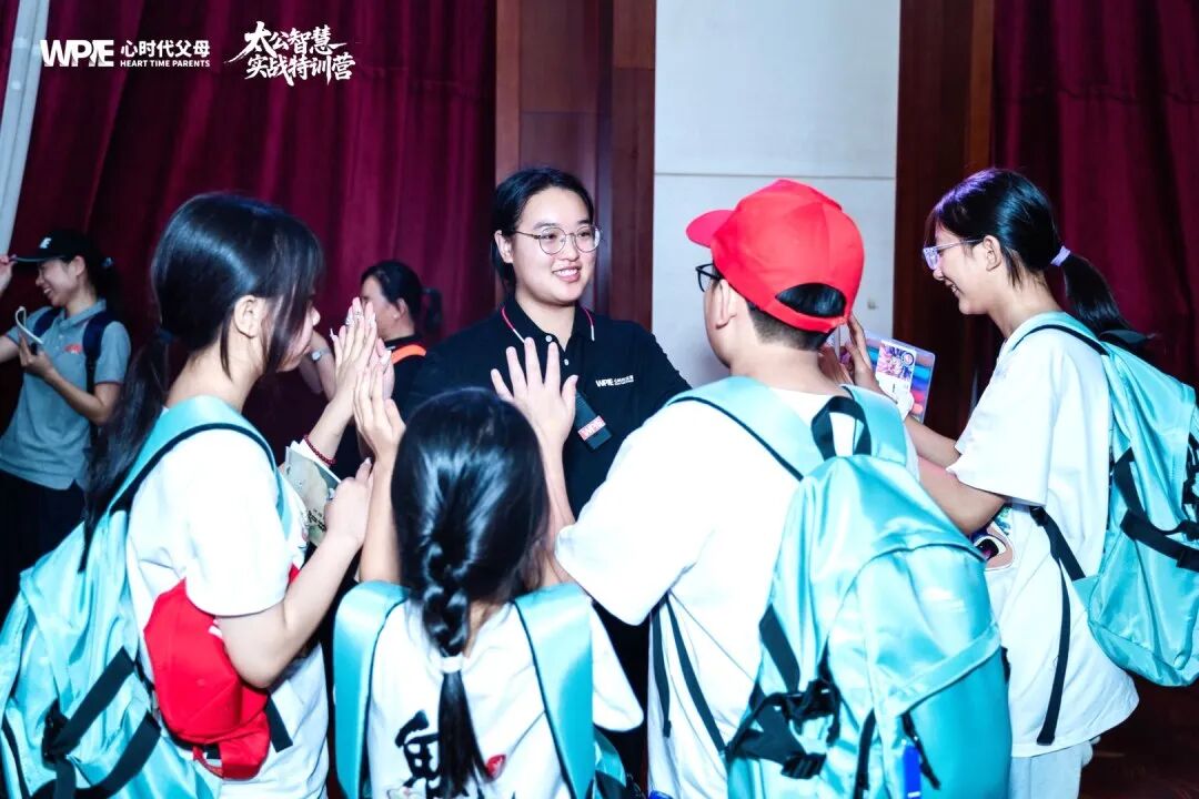 30年前的“坏”孩子,如今身家千万:别急着给孩子下定论,他的未来你想象不到