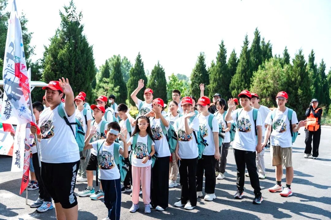 30年前的“坏”孩子,如今身家千万:别急着给孩子下定论,他的未来你想象不到