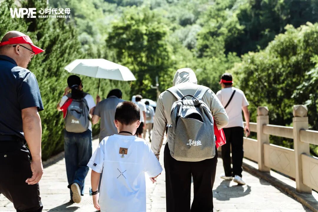 “妈妈,请先听我说”——多子女家庭的养育,对老大“放心”,对老二“专心”