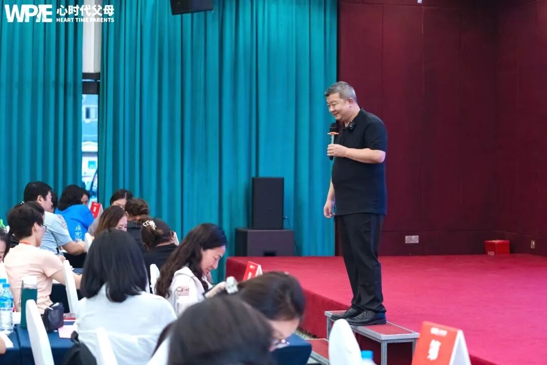 “我妈就那样,你忍忍不行吗?”——学会这一招,婆媳之间的事再也不用你“扛雷”!