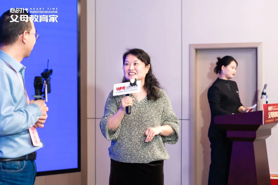 【女性力量中级班】“我为你放弃了骑行,你还想怎样?”——牺牲感,是亲密关系里最毒的“毒药”!