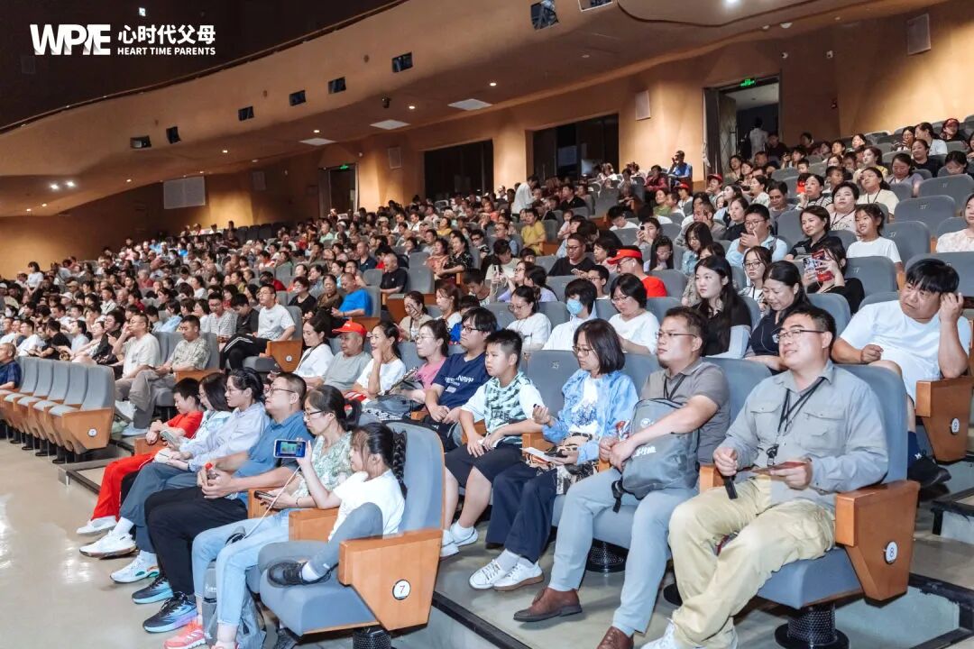 为什么你说孩子就不听,王纪琼院长只说三句话,孩子一定听?看完你就明白了!