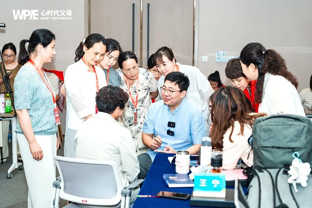 你和那个女孩一起去博物馆,你开心吗?——张兆鹏老师:“先问感受,再谈社交!”